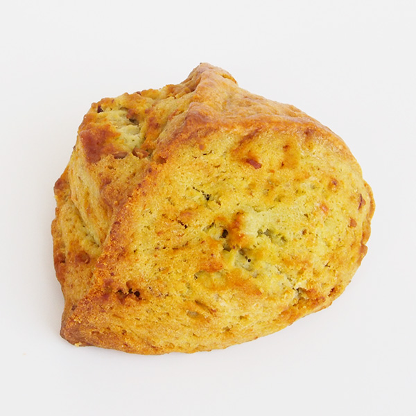 ピスタチオとキャラメルのスコーン